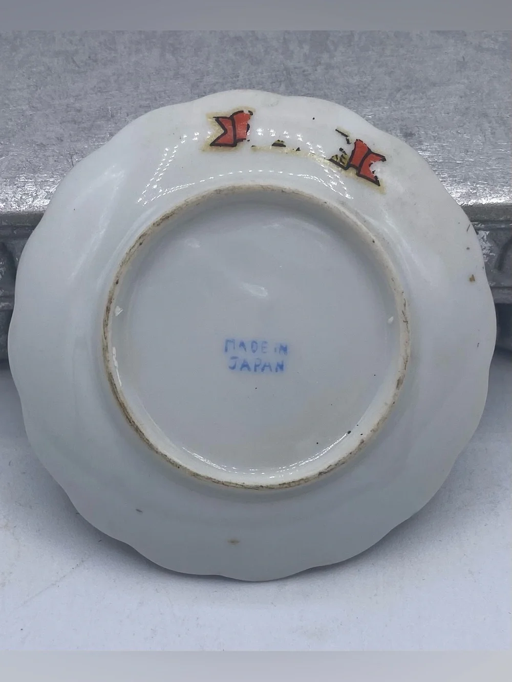 Vintage Miniature Hand Painted Japanese “Dragon-ware” Saucer Moriage Technique